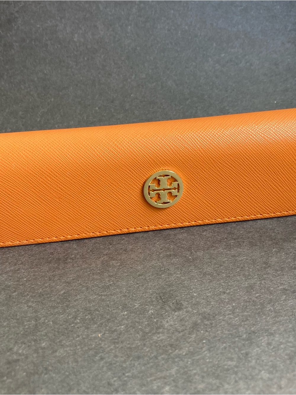 Tory Burch Eyeglasses Sunglasses Small Textured Logo Small Snap Eyewear Case
